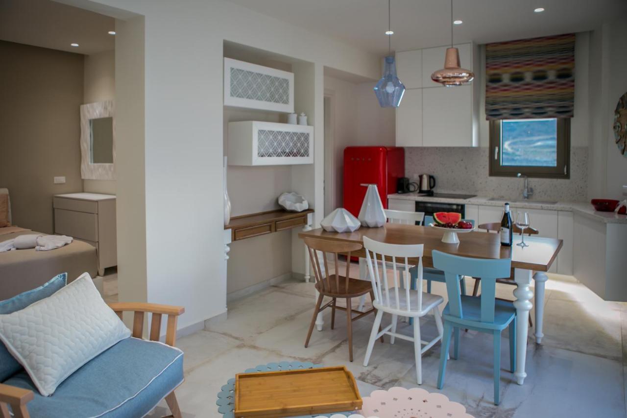 Almyra Seaside House Мохлос Екстер'єр фото