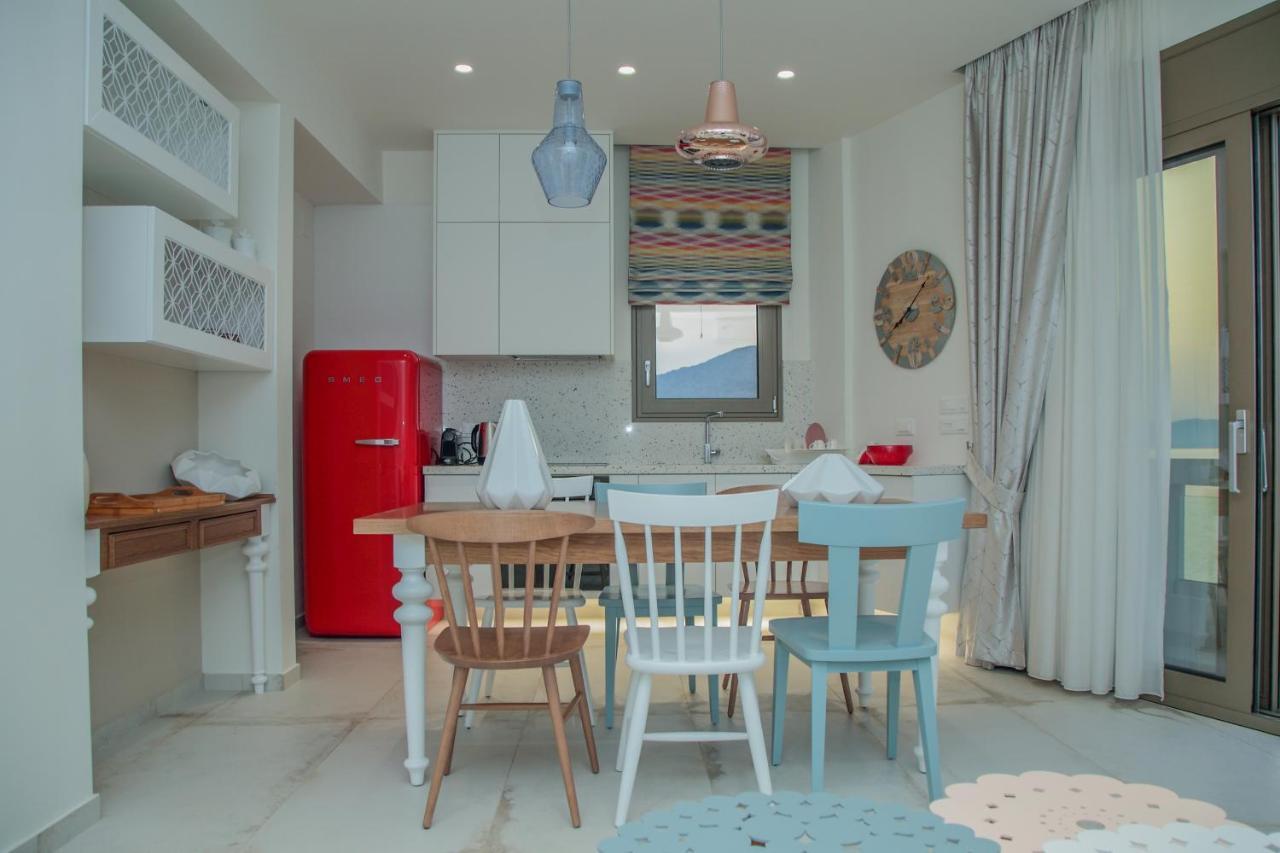 Almyra Seaside House Мохлос Екстер'єр фото