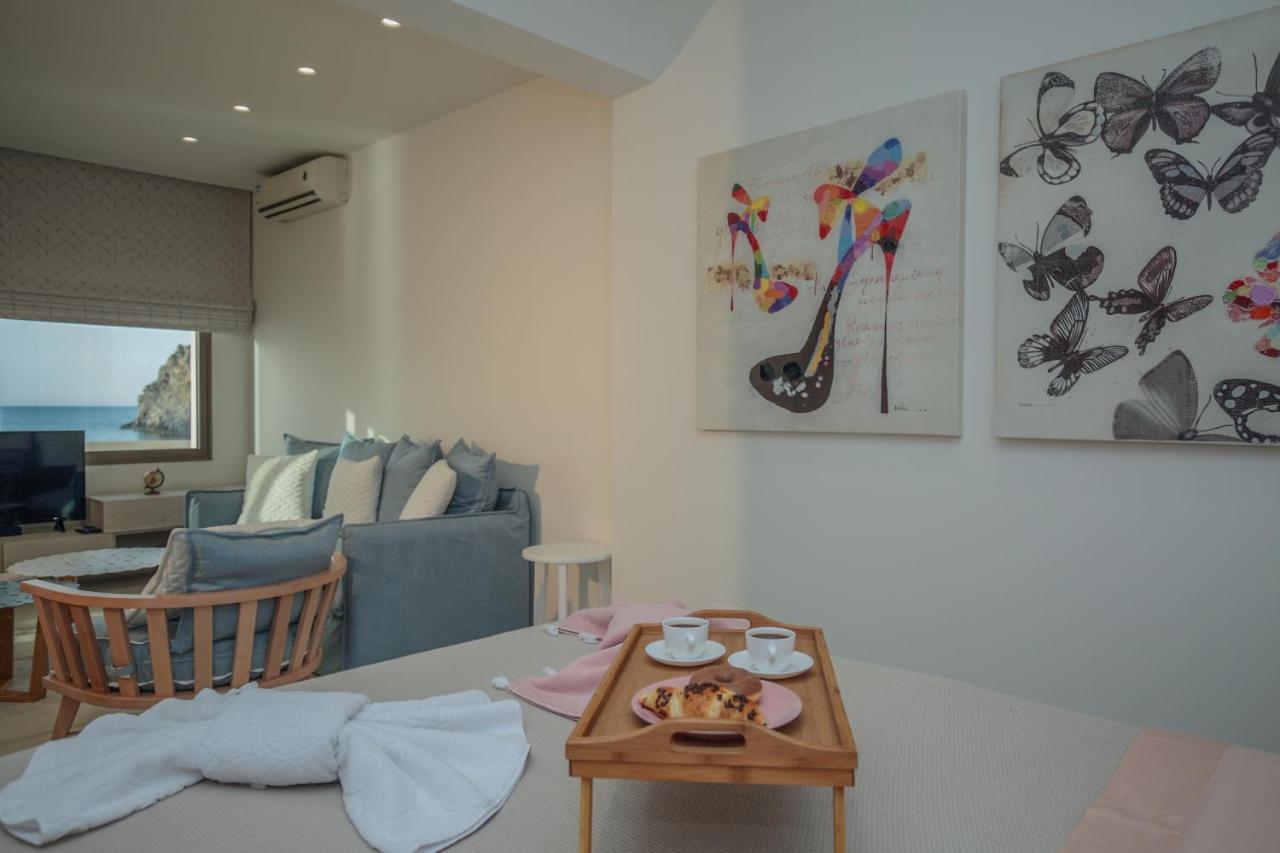 Almyra Seaside House Мохлос Екстер'єр фото